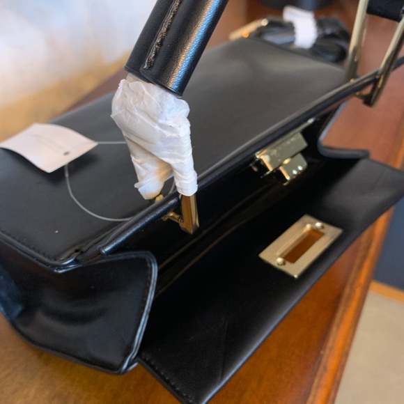 NY&C Black Handbag With Gold-Toned Hardware and Flowers Accent - Picture 8 of 12